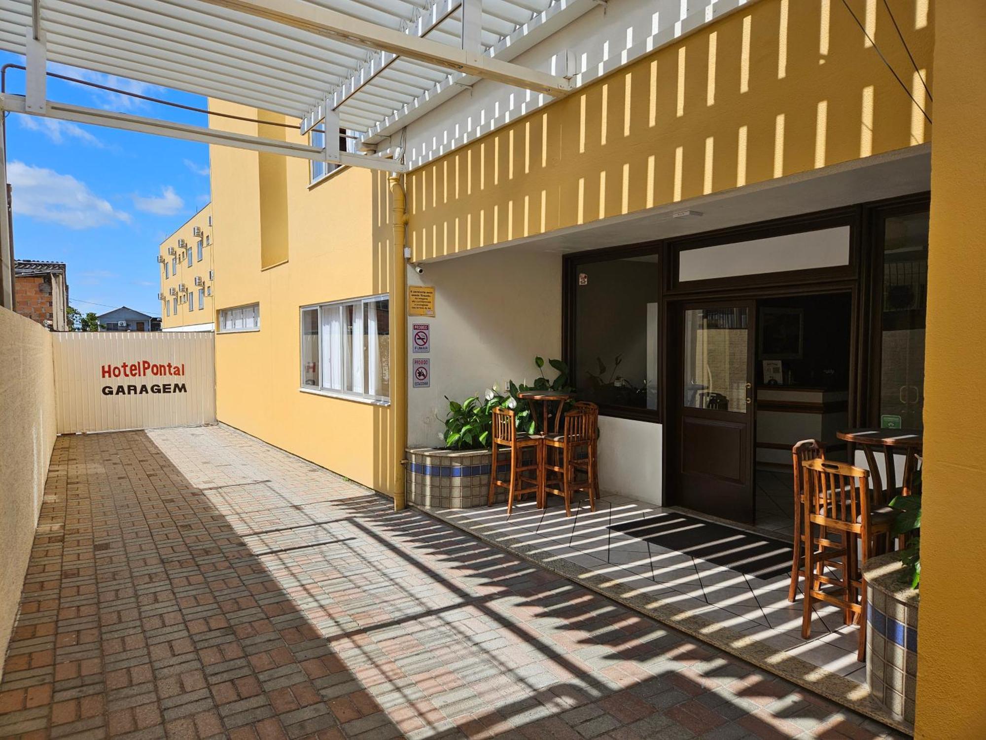 Hotel Pontal Palhoca Bagian luar foto
